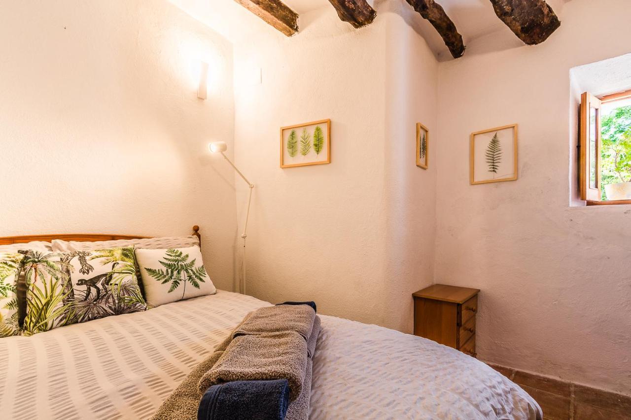 Casa Mundo - 16Th Century Traditional White Village House With Pool Pinos del Valle Εξωτερικό φωτογραφία