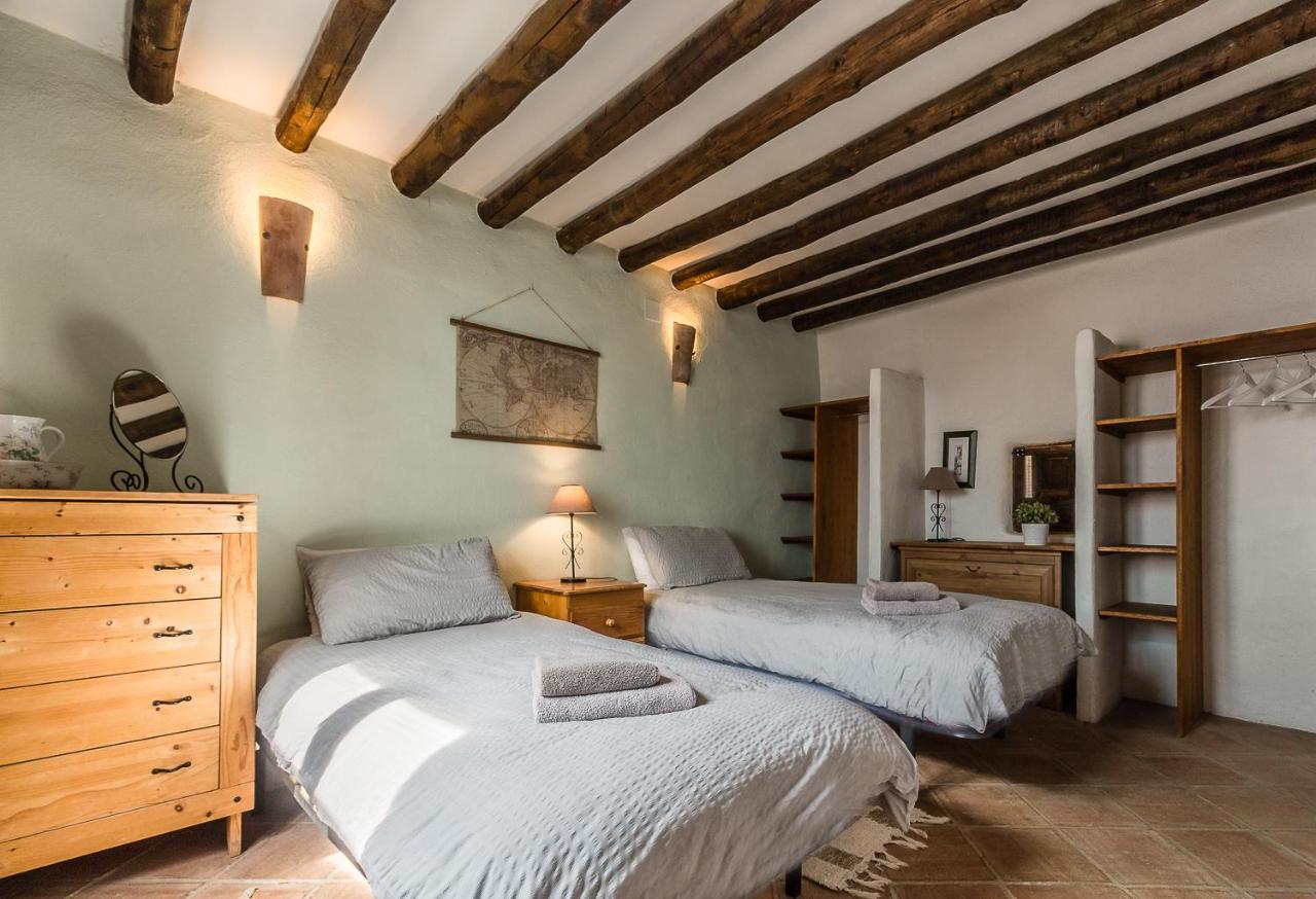 Casa Mundo - 16Th Century Traditional White Village House With Pool Pinos del Valle Εξωτερικό φωτογραφία