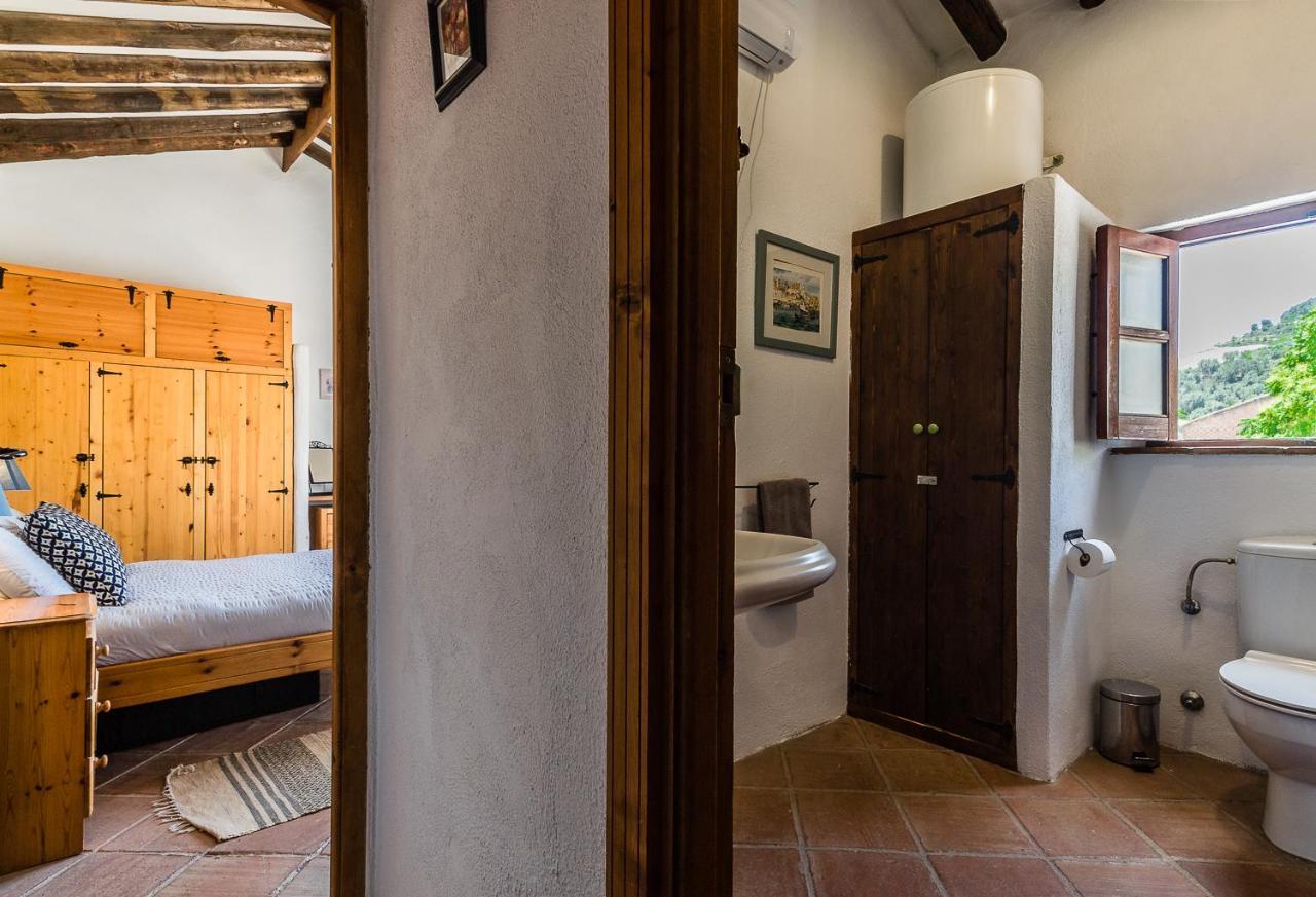 Casa Mundo - 16Th Century Traditional White Village House With Pool Pinos del Valle Εξωτερικό φωτογραφία